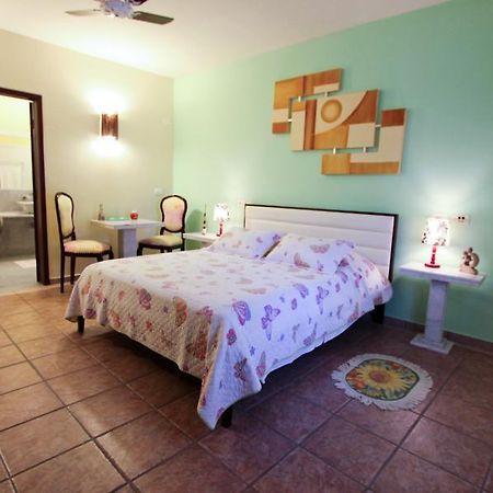 Pousada Vivenda Do Flamboyant Ubatuba Ngoại thất bức ảnh